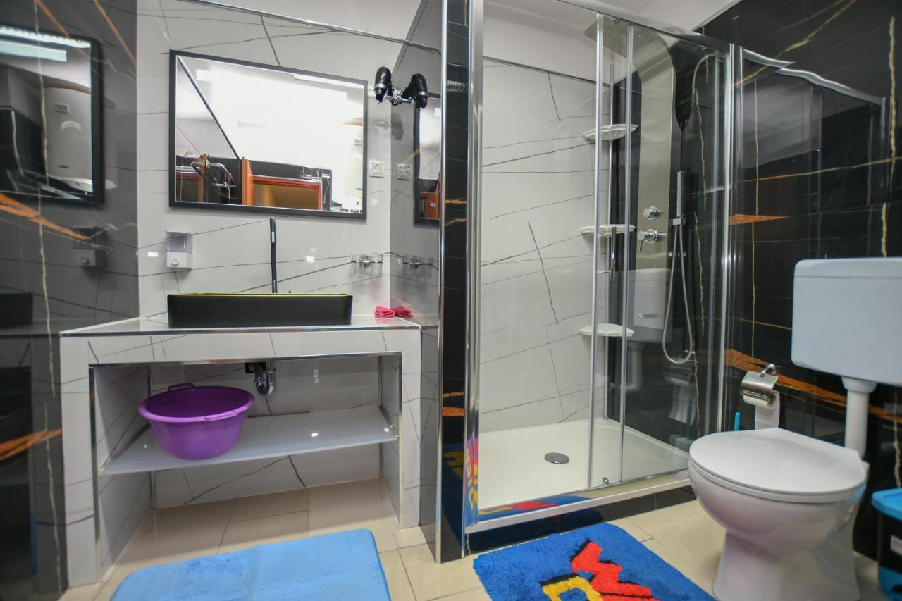 Apartments Katja Porec Bagian luar foto
